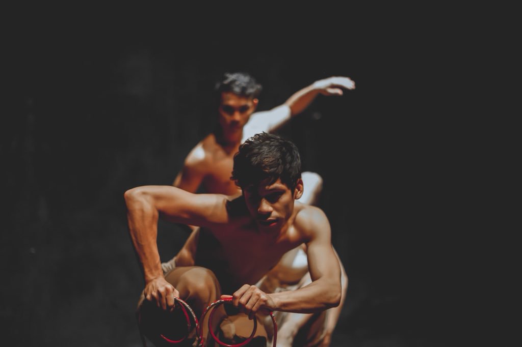 TheRedWhistle's tweet photo. The kind of dance that you’d want to see and is definitely worth sharing (compared to that #PepeDederalismo) thanks for pointing that out @teammagph ❤️
The link is
https://t.co/0QniCtTGgG
#MoveTogetherPH https://t.co/5I53dxnaHI