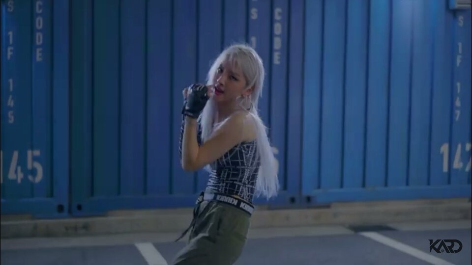 kardis_daebak's tweet photo. OOF, JIWOO BB IS SUCH A QUEEN!  🌺💕😻
@KARD_Official #kpop #kard #jiwoo #Knockin_on_my_heavens_door https://t.co/ONnbKkIVCJ