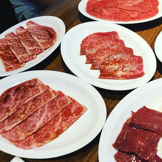 肉祭り✨

もう美味しすぎた♥️ 旨味山盛り

しかももたれない

素晴らしい

#リピート決定
#いつもは同じ系列の違う店舗だけど
#本日のオススメ肉
#全部頼んだ
#誰と食べるか
#何を食べるか
#たんぱく質
#焼肉ジャンボ篠崎本店
#ご馳走さまでした ift.tt/2OTJz6X