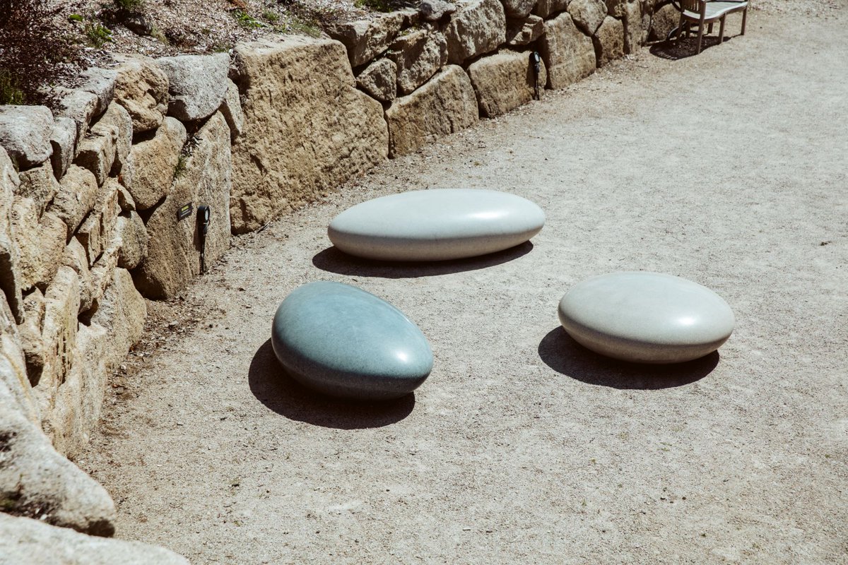 BarrellSculptor's tweet photo. Exciting times for Barrell Sculpture. Our #pebbleseats really seem to have caught people's imaginations. Talking to the Middle East, America, Poland, Hong Kong today all from sunny #Cornwall. These are closer to home in Newlyn and Penzance. https://t.co/gsm4B2JSGv