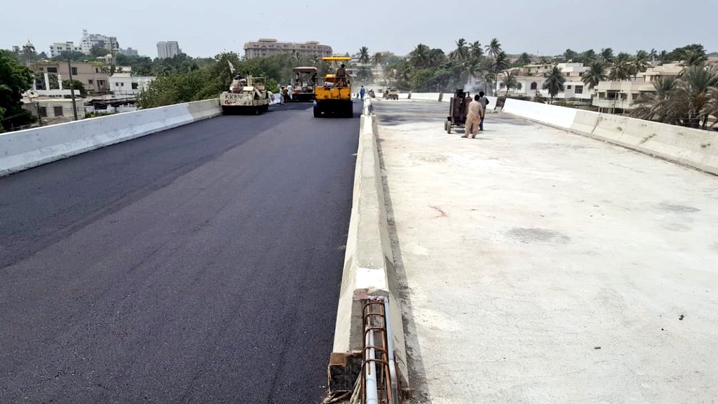 zaka_panhwar's tweet image. 08/07/2018 Karachi
Tipu sultan flover is ready to be opened for traffic
History: It&apos;s one of the projects initiated in the tenure on Former minister #LocalGovtSindh @jamkhanshoro
Honorable #HighCourtSindh also praised the development projects carried out at Karachi