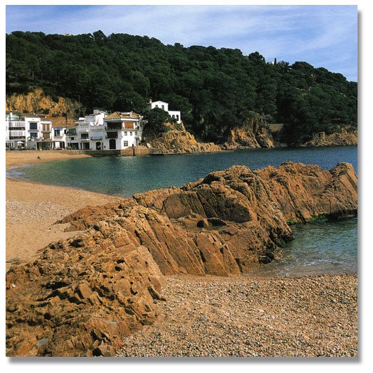 Ruta Josep Pla cuina i paisatge a Tamariu DIVENDRES 17 d’agost a les 19h. Ruta i un àpat de cuina tradicional empordanesa al restaurant El clot dels mussols (Hotel Tamariu). 📍Lloc de trobada: Oficina de Turisme de Tamariu ➡️Cal reserva: 972 30 55 77 - info@fundaciojoseppla.cat