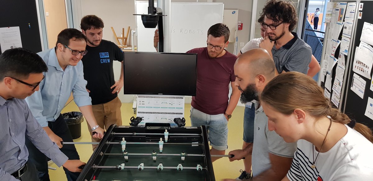 JulieBernede's tweet photo. Tournoi estival de baby-foot @IRTSystemX ⚽️☀️ #GoGoGo #TeamSystemX https://t.co/WPEw6eQwu7