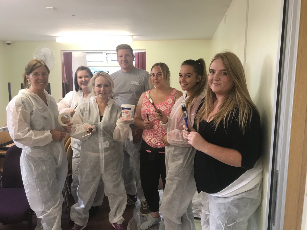 F. Parkinson Ltd (@f_parkinson_ltd) on Twitter photo Today our Accounts & HR teams are #volunteering at the @WomensCentred charity in #Blackpool. They are painting the 1st floor of the centre which provides a safe environment for women to discuss wellbeing, employment & personal development #socialvalue #givingback <a href="/BpoolCouncil/">Blackpool Council</a> Today our Accounts & HR teams are #volunteering at the @WomensCentred charity in #Blackpool. They are painting the 1st floor of the centre which provides a safe environment for women to discuss wellbeing, employment & personal development #socialvalue #givingback <a href="/BpoolCouncil/">Blackpool Council</a>