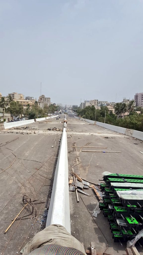 zaka_panhwar's tweet image. 08/07/2018 Karachi
Tipu sultan flover is ready to be opened for traffic
History: It&apos;s one of the projects initiated in the tenure on Former minister #LocalGovtSindh @jamkhanshoro
Honorable #HighCourtSindh also praised the development projects carried out at Karachi