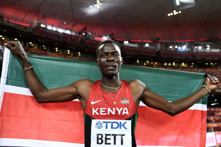 The_Nation's tweet image. Kenya's 400m hurdles champ Nicholas Bett killed in car crash
nation.com.pk/08-Aug-2018/ke…
#Kenya  #Carcash #NicholasBett