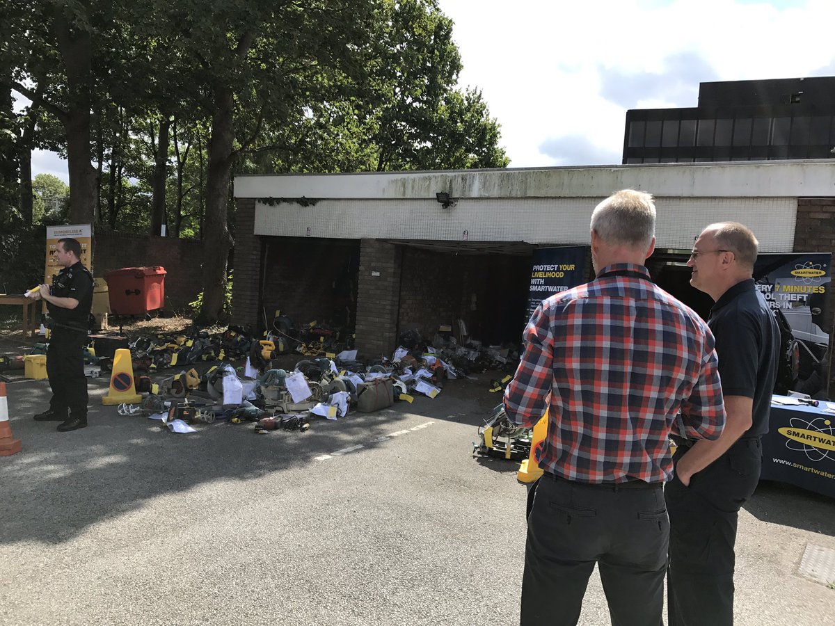 tvp_mk's tweet photo. We're continuing to reunite victims of crime with their tools
#OpAppleton 🛠️ https://t.co/UnCTxpFNIQ