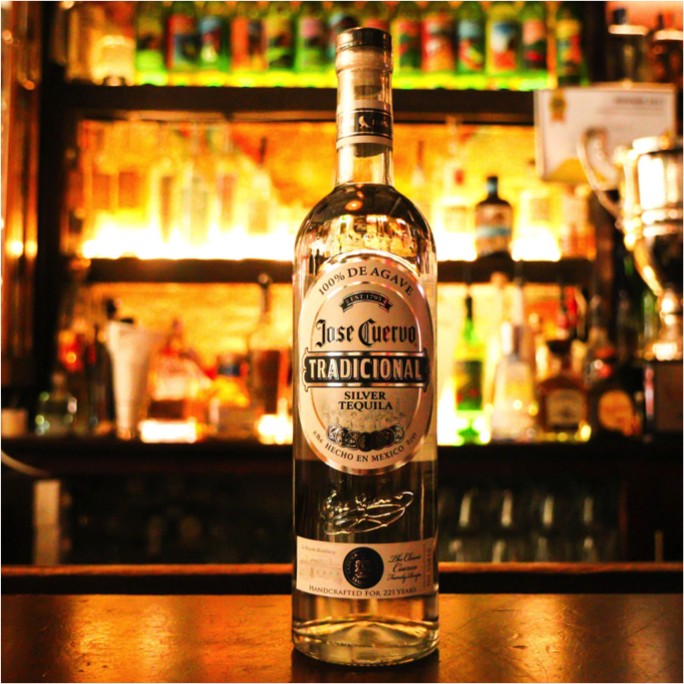 JoseCuervoUK's tweet photo. Jose Cuervo Tradicional® celebrates a family tradition that started more than 200 years ago. The agave is harvested from the highlands ranches, in Jalisco, Mexico. Tradicional® is produced using the method originated by José Cuervo himself. https://t.co/68LDCBmYYb