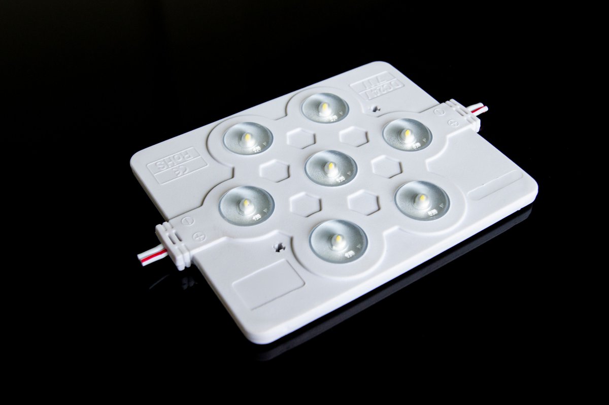 firstlite_led's tweet photo. FL Max LED 24v Module now in Stock. Ideal for Flexface Boxes and large illuminated signage from 200mm deep. https://t.co/uG3dGTVDUi