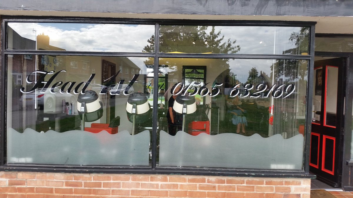 ThePerfectYou2's tweet photo. Come and say "Hi" I'm at Head 1st Salon on Mansion Drive #knutsford Availability for #Nails #gelpolish #acrylics #hairsalon #ThePerfectyou #appointments https://t.co/m8AXPrFWgF