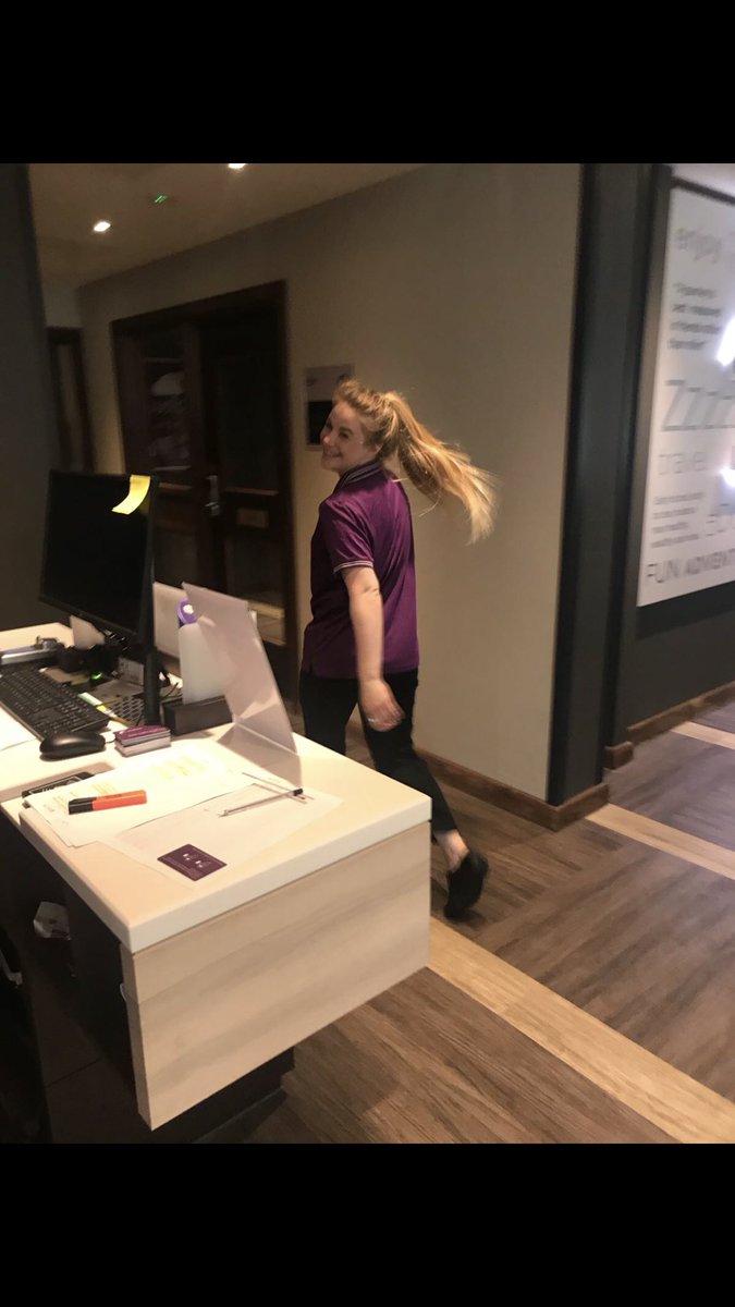 Congratulations 5* Chloe on your Host promotion! Here she is off to help housekeeping ⭐️😍 #superseaton #hostpromotion #superstar @SPremierinn <a href="/Lauraloolooo/">Laura Tait</a> <a href="/SDEBDD/">simon ewins</a>