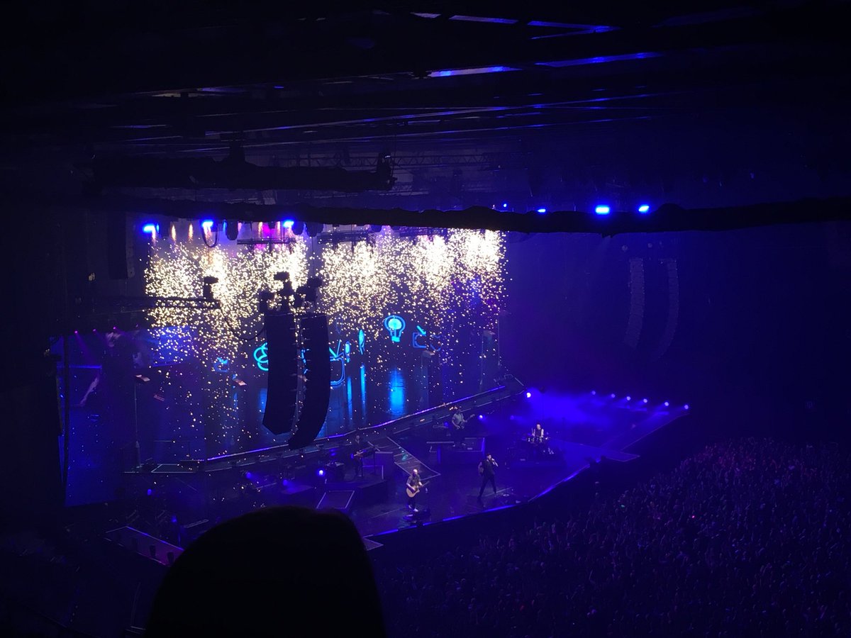 dualitytones's tweet photo. so many good memories, so many good times. i am so proud of them. to ten more years!! #10YearsOfTheScript https://t.co/AGt5ic01kP