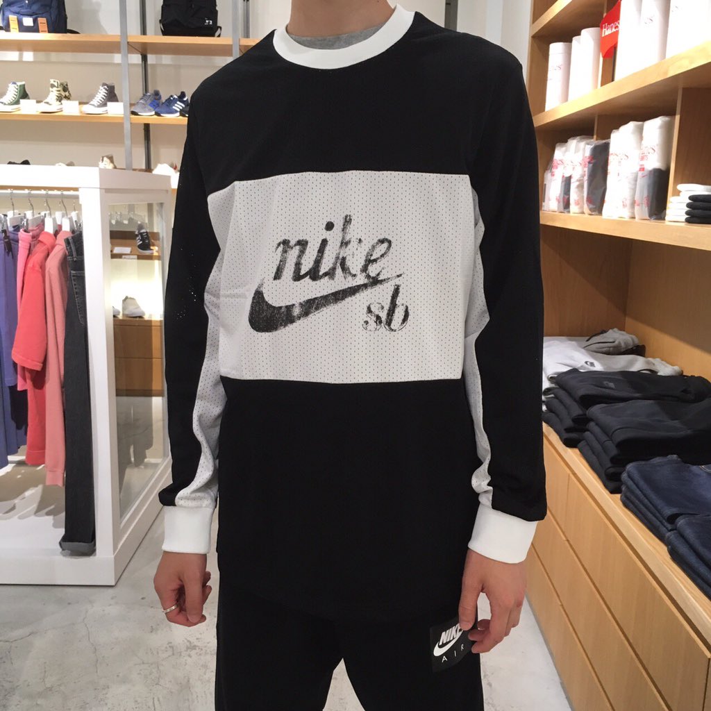 ESSENCE_BP's tweet photo. 【8/11 発売】
NIKE SB ¥7,000+TAX
1色展開
#nike #kicks #esbp #essencebp https://t.co/eQ5UIuW5c5