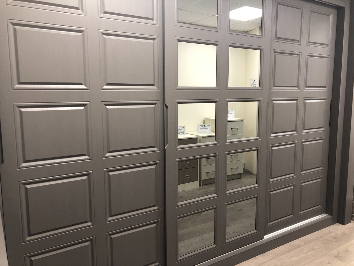 m2minteriors's tweet photo. M2M Bedroom Furniture is manufactured to order in the NW of England here we have M2M Georgian style sliding doors in Basalt Painted Oak effect Vinyl all bespoke &amp; Made 2 Measure #bedroom #slidingdoors #sliders #slidingrobes #sliderobes https://t.co/r2nxcoqHIU