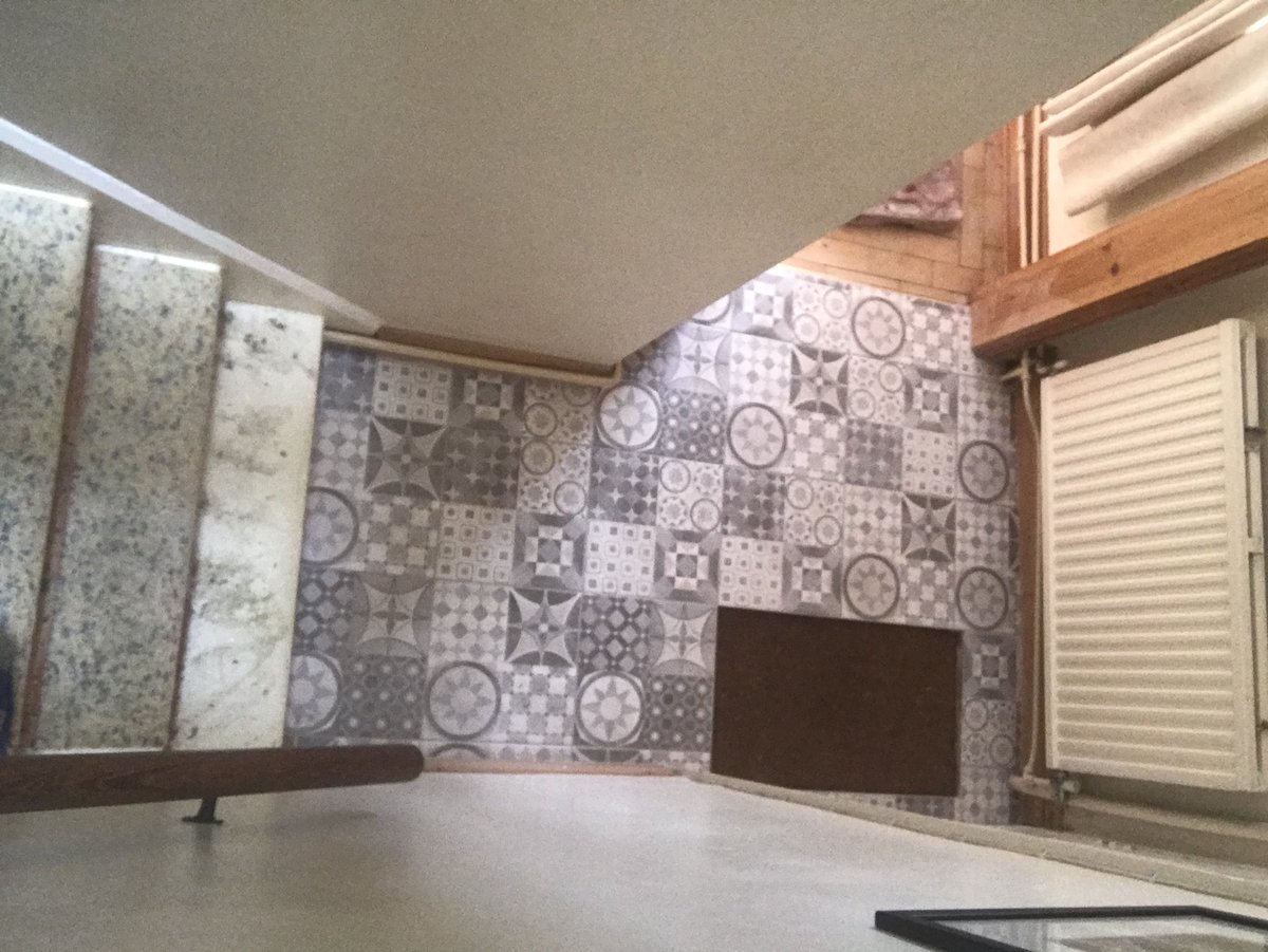 Small entrance porch laid using <a href="/tilemasteradhes/">Tilemaster Adhesives</a> adhesive and there  grout 3000 light grey👍🏽