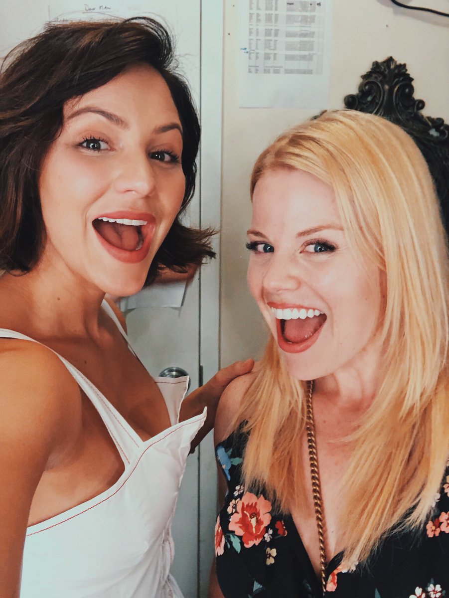 katharinemcphee's tweet photo. .@netflix, you up? 👀 https://t.co/3bZoVbadPE