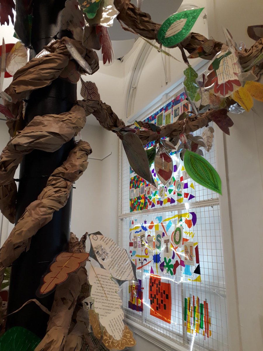 skippko's tweet photo. Free public drop in workshop in Room 700 Leeds central library 15 Aug 2 - 4 Make bath bombs and add to the tree growing in our exhibition @leedslibraries #curiouschapter https://t.co/QLNufIppcj
