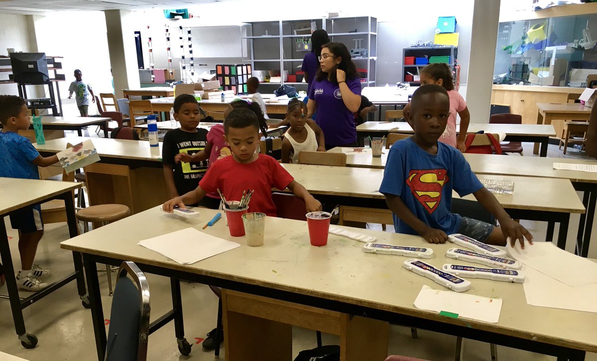 kgfalcon's tweet photo. #SummerTDSB w/ #DevonJones learning,playing&achieving #excellence w/ @YAAACE_si #SummerInstitute graduates come back to teach&inspire #Science of living things in gr3/4 #MusicProduction @kolor1 in gr6/7 #LitNum w/ @teacheresb @TiffanyFordTO @Equity48 @CWJefferysCI @TDSB_ConEd https://t.co/si6093bd6K