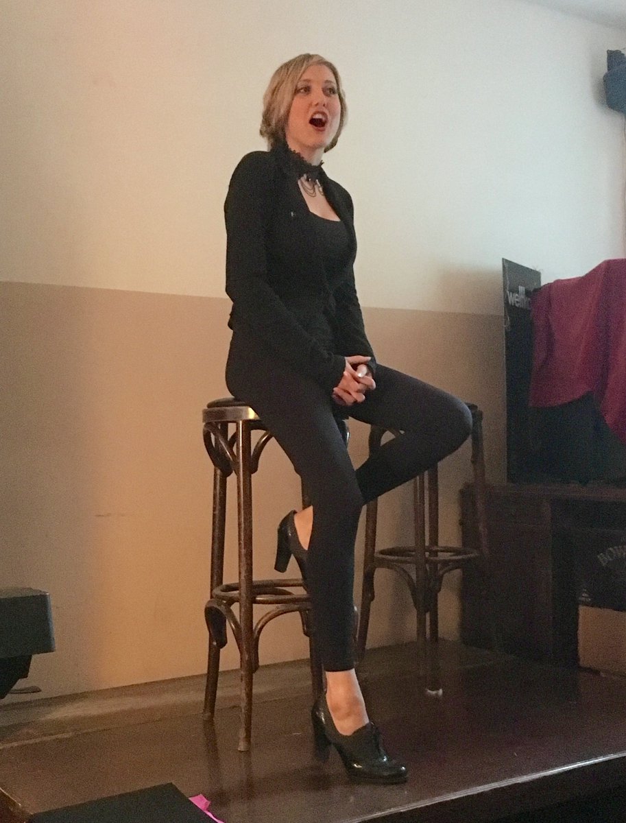 OOT_Hamburg's tweet photo. Some highlights from our #opera meets #cabaret #show! Next up #soprano and #comanagingdiva @SashellSoprano Beck making sure we know the score on our new mini #stage. #mathildebarottensen #operaontap #operaontaphamburg #operasingers #ClassicalMusic #Klassik #20smusic https://t.co/pWrHfCQ51n