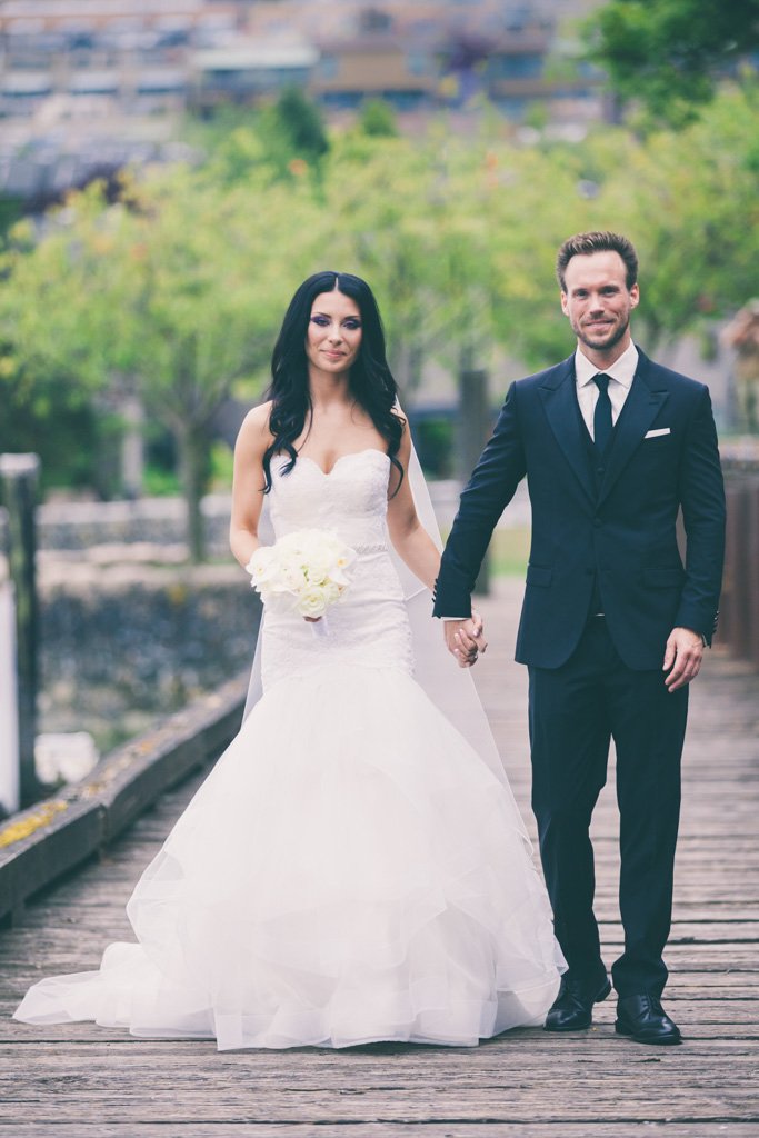 CocoEventsInc's tweet photo. We will never forget the time David arrived by boat to see his stunning wife! Happy anniversary to Natasha & David!
#CocoEvents #GranvilleIsland #Vancouver #WeddingAnniversary https://t.co/4ENUYPdZB2