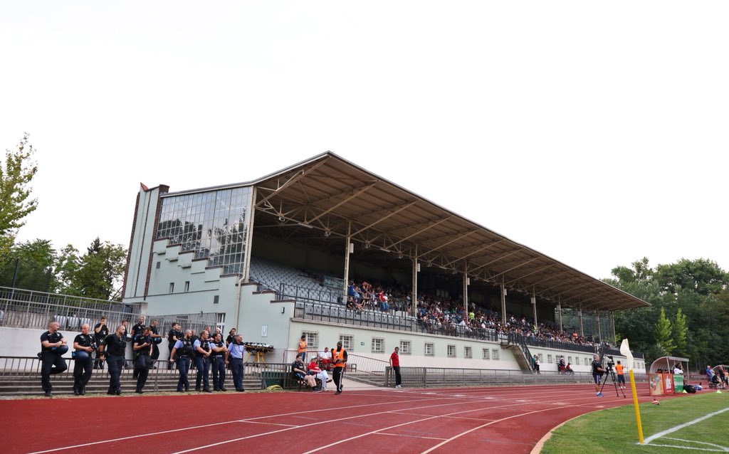 footie_wildlife's tweet photo. 4 goals to @SVBabelsberg03 at #baksvb half time, none for @BerlinerAK07 . What‘s going on @BerlinerAk ? #regionalliga @RegionalligaNO https://t.co/VC28N5MGY4