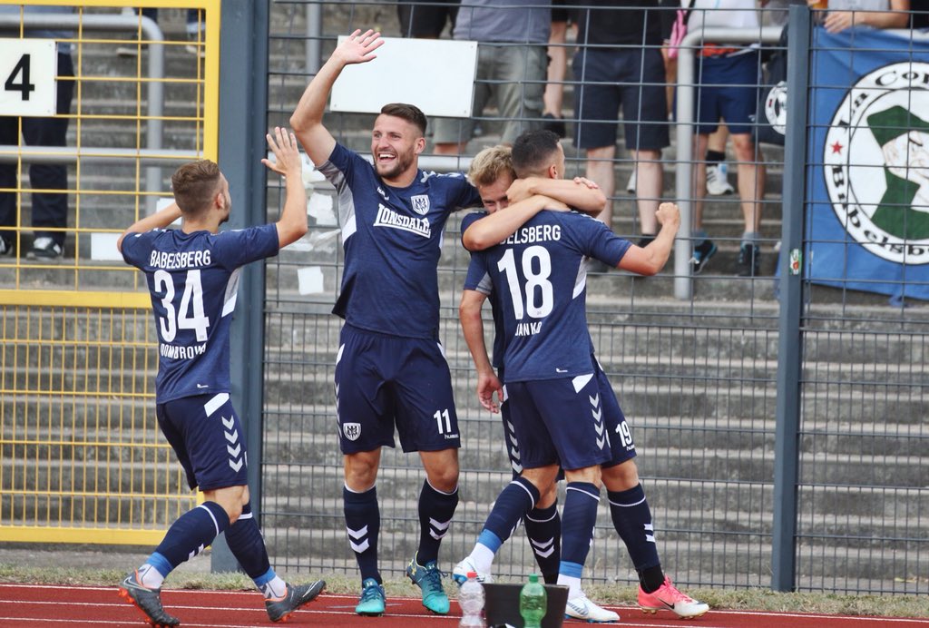 footie_wildlife's tweet photo. 4 goals to @SVBabelsberg03 at #baksvb half time, none for @BerlinerAK07 . What‘s going on @BerlinerAk ? #regionalliga @RegionalligaNO https://t.co/VC28N5MGY4