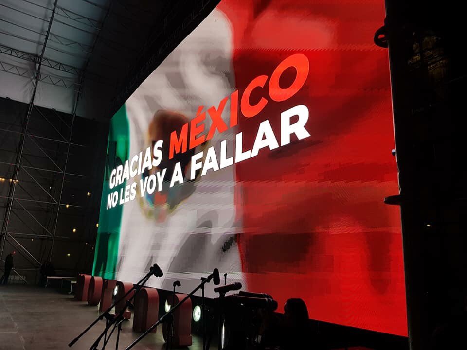SandraCuevas_'s tweet photo. (Parte 2) Lo que sí es una realidad es la corrupción y la impunidad que impera en el país desde hace décadas, afortunadamente, hoy México inicia un nuevo rumbo porque hoy tendremos #PresidenteElecto: Ándres Manuel @lopezobrador_, y con él, un #MéxicoBonito para todos. https://t.co/yv0Aum1jhA