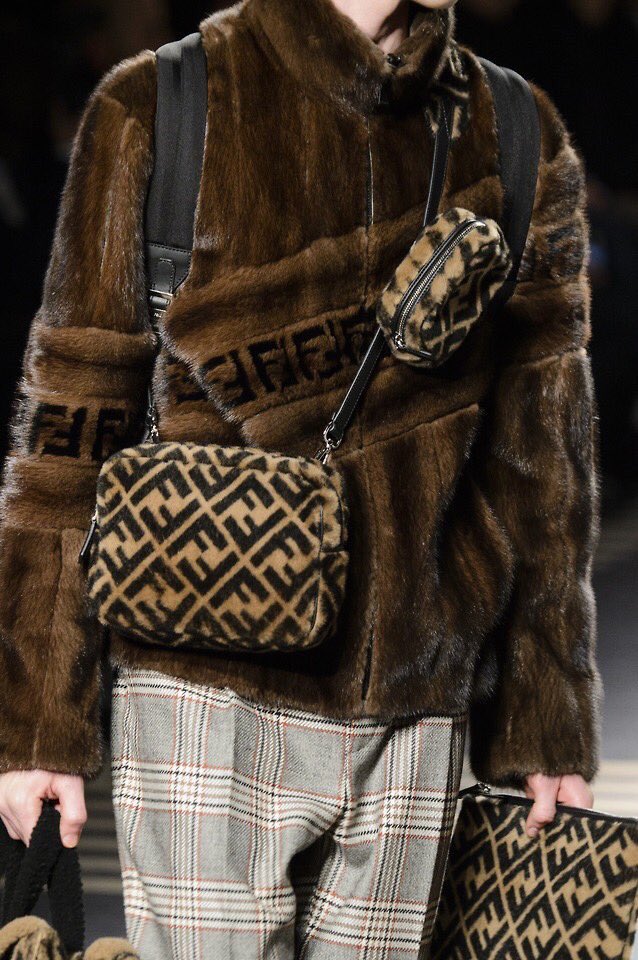 Outlander Magazine tweet media