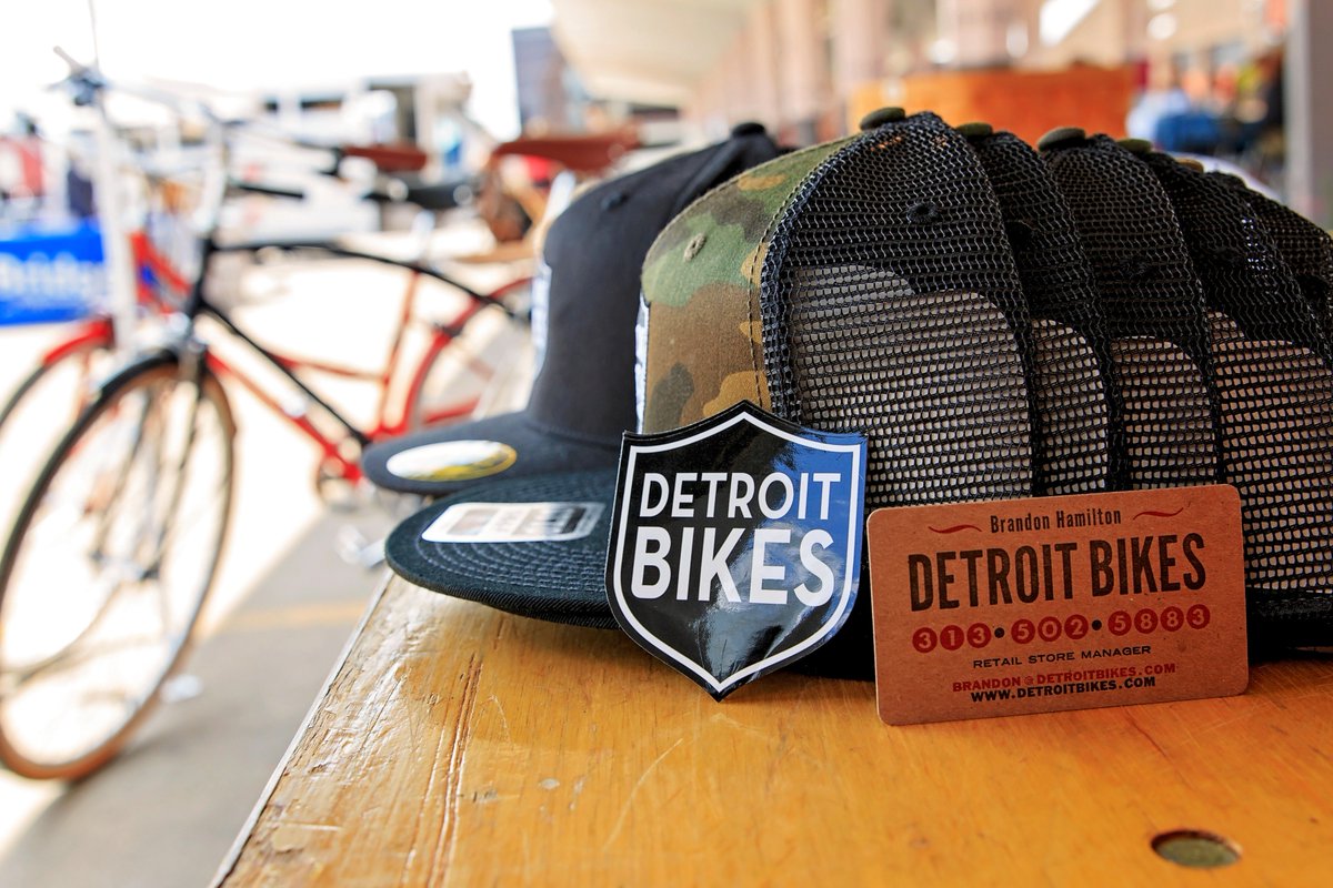 Debography's tweet photo. Going to start posting some highlights from Detroit Festival of Books! Look for Erick and his Goat and the Violin Monster! #DetroitFestivalofBooks #ErickBrownandDeer #DetroitBikes #Faygo #MotorCityBrewTours https://t.co/kZxlFFir7Q