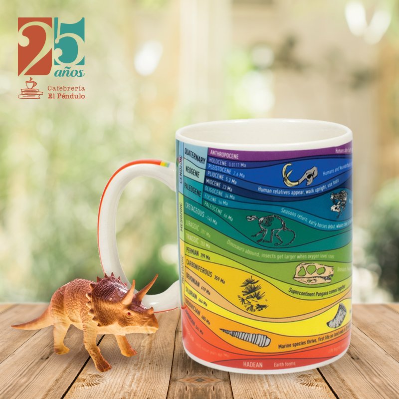 Esta taza tiene impreso el paso de las eras geológicas a través de 4,56 billones de años. Es el regalo ideal para todos aquellos que aman la palentología.
bit.ly/2ASraED