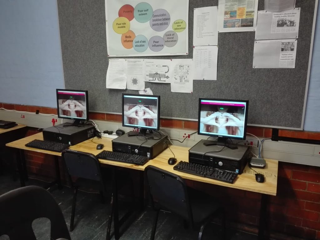 Kea_N's tweet photo. Thank you @Daphnesagevip and @SageGroupZA KZN colleagues for revamping the computer lab at Platt Drive Primary School today. @sagefoundation #volunteering #ICTforGood #ICTLiteracy #Education https://t.co/9AnO0F3epm