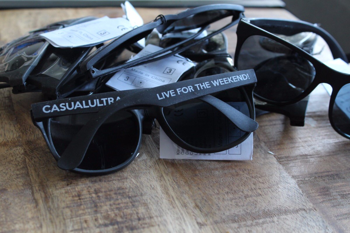 thecasualultra's tweet photo. We’re giving away 2 'live for the weekend' sunglasses! Simply retweet and follow to enter!😎👊🏻 Winners announced when we reached 50k followers. GL all. https://t.co/kv8EO0OF9n
