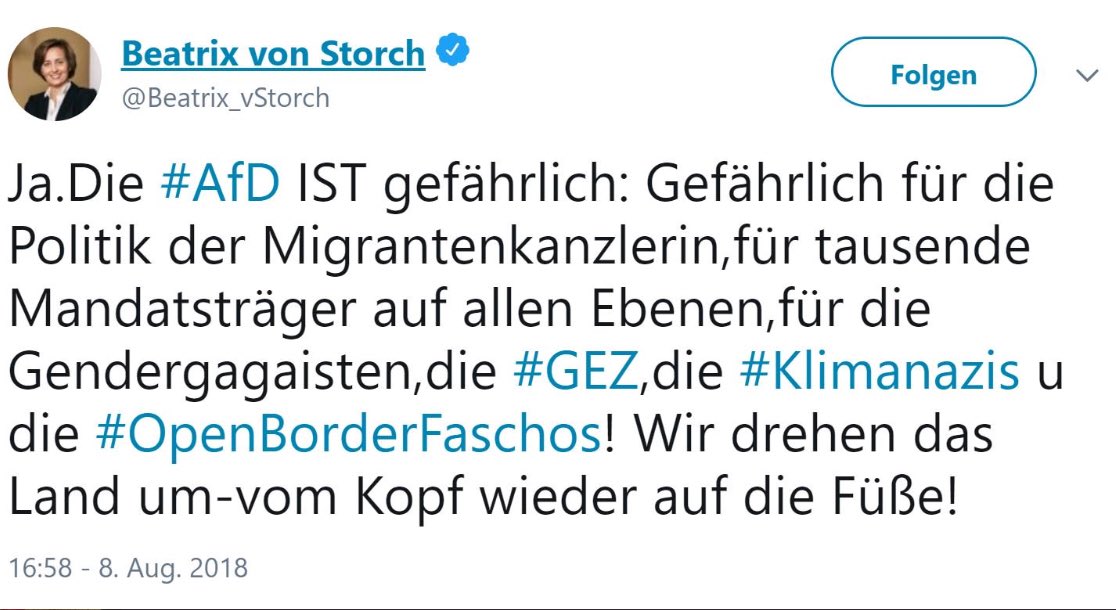 DschlegelS's tweet photo. Die ist wirklich nicht sauber.

Gefährlich ist euer Gelaber und zwar für alle mit mehr als 3mg Gehirn.
#Klimanazis #Openborderfaschos Migrantenkanzlerin usw. Bei so einem Mist wird einem einfach nur übel!!!

#NoAFD #NoNazis https://t.co/M8eQ73dSkt