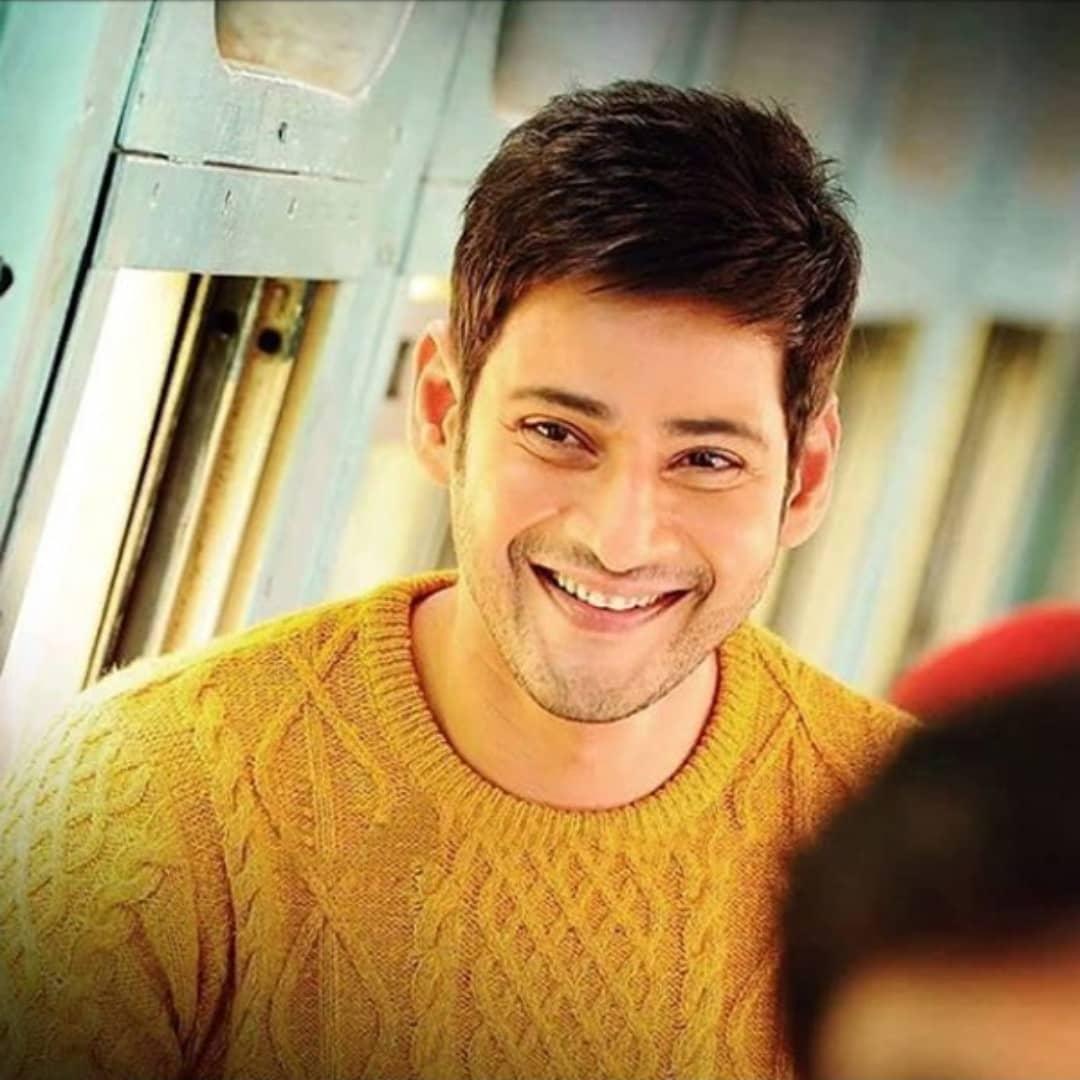 Alokkhosla143's tweet photo. Happy birthday our Cutest & most handsome actor @urstrulyMahesh
Ur cute smile attracts millions 😊
Keep #Smile & stay Young forever
#SSMB25FirstLookCountdownBegins
#HBDSuperstarMAHESH https://t.co/WkFlUTkrbY