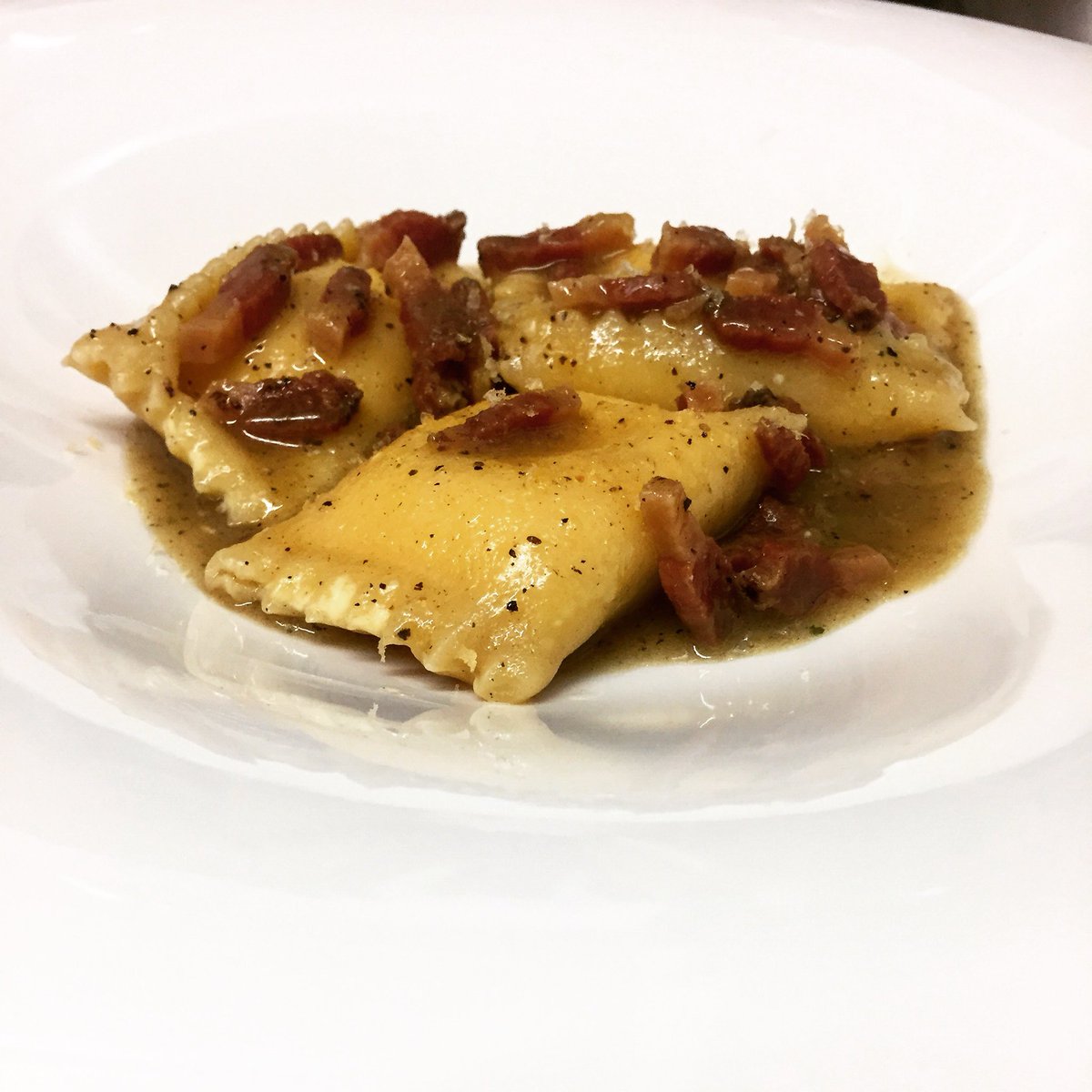 “A little bit like a carbonara”
#ladolcevitashrewsbury            Managed to convince even my very “set in his ways” dad too! Really pleased with this one!