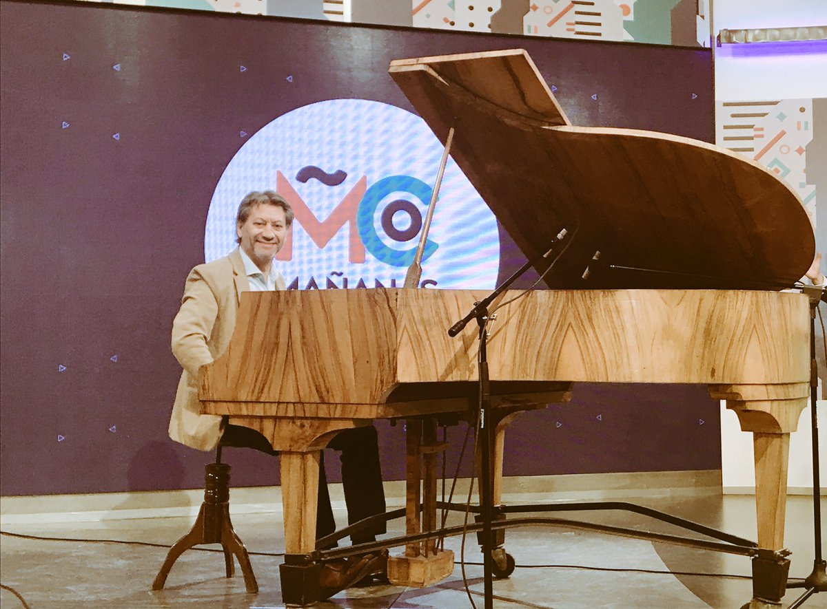 MCompartidasok's tweet photo. @JulioMazziotti en @MCompartidasok #PianoTurismo https://t.co/GNSacMcb0V