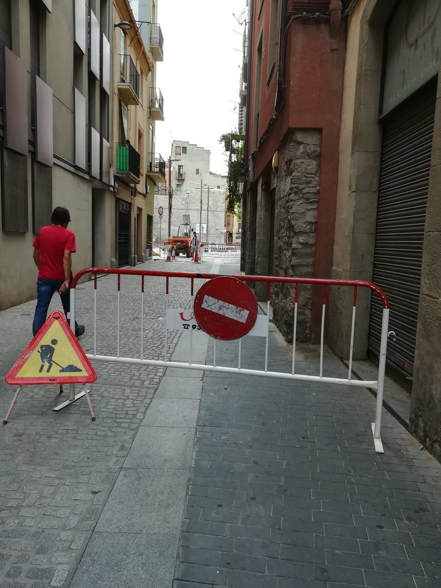 Helena Vi Re tweet media