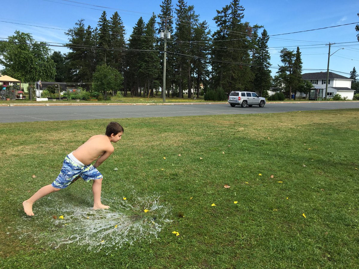 BBBS_BGC's tweet photo. 💧 + ⚾️ = A super fun day in the splash zone! https://t.co/yiuxjWWA8s