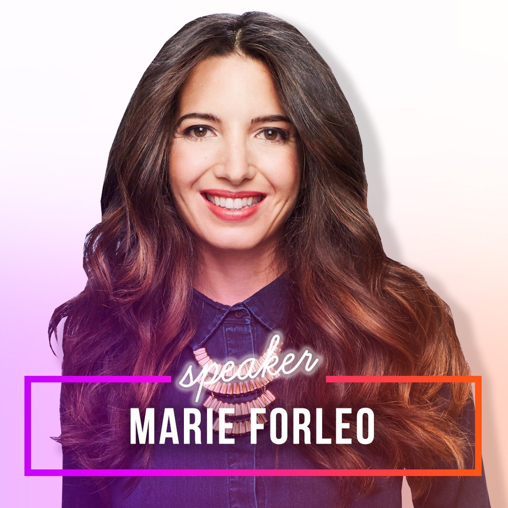 marieforleo's tweet image. Head over to the 4th Floor Main Stage so I can see your beautiful faces! 💕 💕  @SheKnowsMedia @BlogHer  #MarieForleo #BlogHer18 #Entrepreneur
