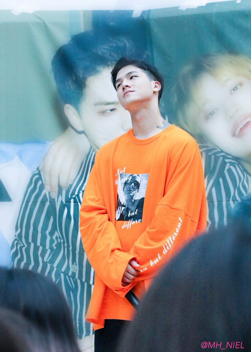 kaowmeaw_'s tweet photo. ยกให้พิแคปกับพิชอนจีเป็นเหนือเมนเลยอ่ะ ไม่เคยมีเหนือเมนเลย นี่เหนือเมนของแท้ หลงงง 😣😣😣😣#8PISODE
#chunji #cap
#TEENTOP #틴탑 #틴탑_8년동안_빛나줘서_고마워 https://t.co/yJkvvIdoBy