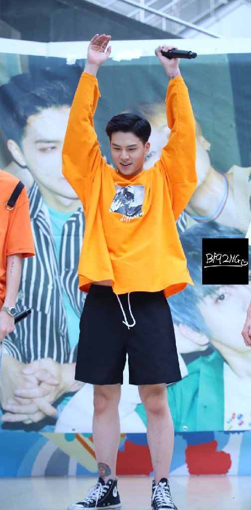 kaowmeaw_'s tweet photo. ยกให้พิแคปกับพิชอนจีเป็นเหนือเมนเลยอ่ะ ไม่เคยมีเหนือเมนเลย นี่เหนือเมนของแท้ หลงงง 😣😣😣😣#8PISODE
#chunji #cap
#TEENTOP #틴탑 #틴탑_8년동안_빛나줘서_고마워 https://t.co/yJkvvIdoBy