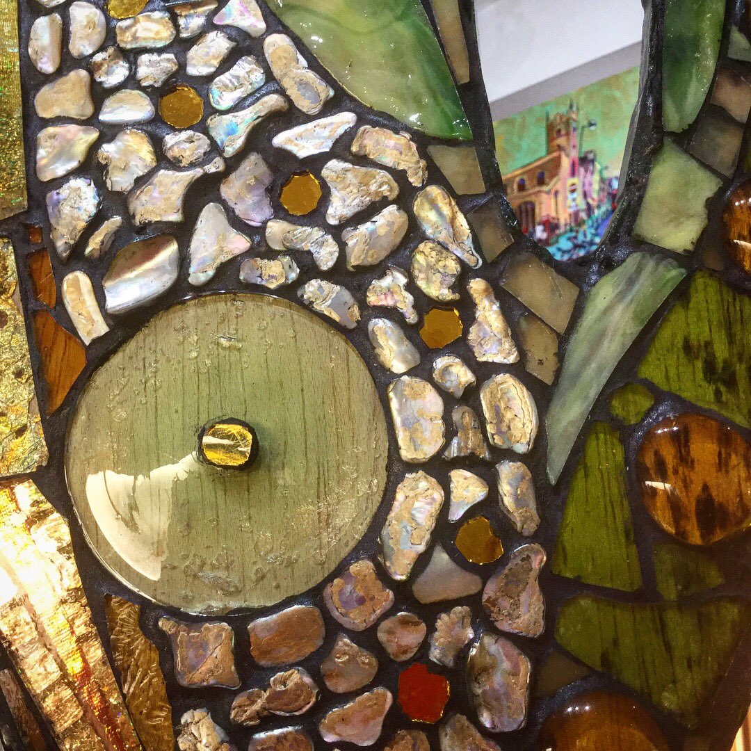 Primavera1945's tweet photo. The latest work from Kay Hall. This wonderful mosaic is taking centre stage in the gallery today!
#kayhall #mosaic #handmade #green #contemporaryart https://t.co/ZZItGBFIPM