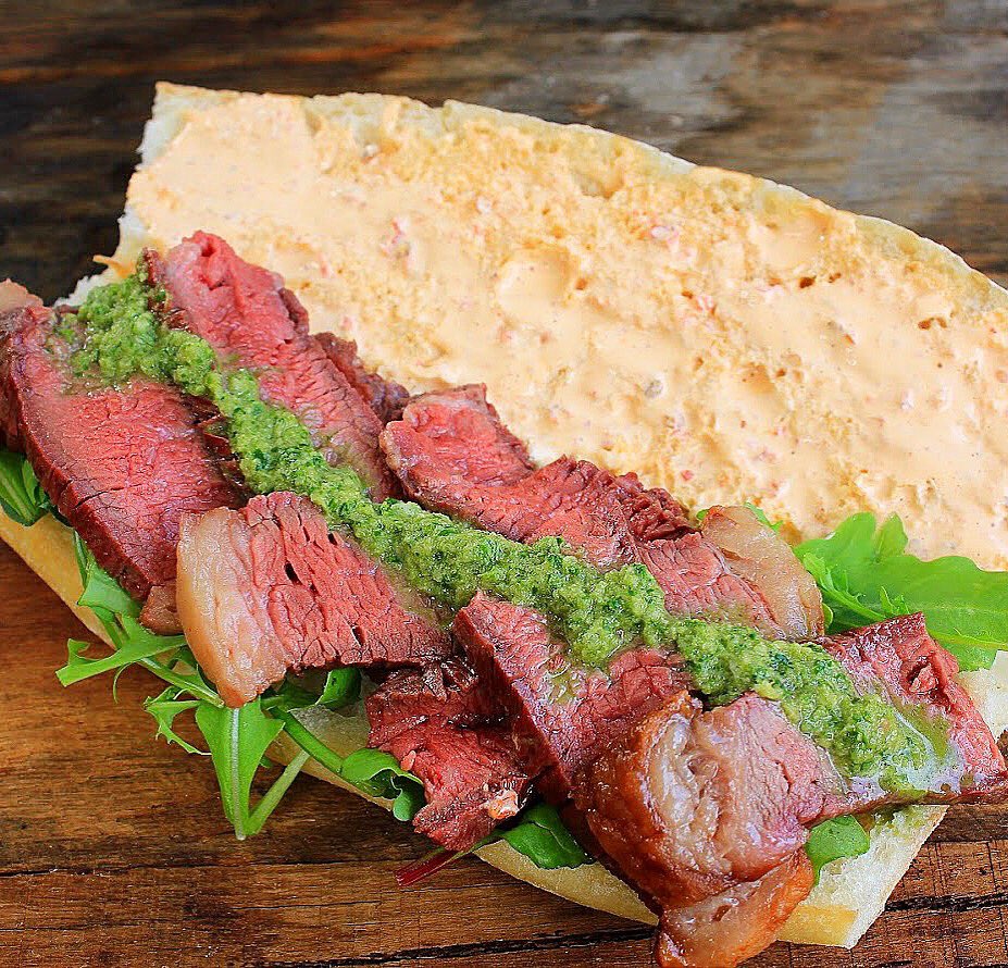 messybenches's tweet photo. Picanha sub with chimichurri and peri peri mayo #BBQ #foodporn #ontheblog #Sandwich https://t.co/jlaixzvvi3