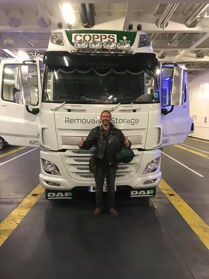 CoppRemovals's tweet photo. Mixing with the stars https://t.co/CyoMMdk99i
