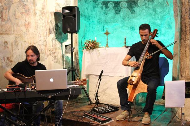 bondia's tweet photo. @LandryRiba Riba i Jordi Claret, caps de cartell de l’#EsquellaInclesWalkingFestival @ComuEncamp #Encamp #Incles #Música #Concert #Andorra https://t.co/HJvTX2xxGk https://t.co/vfF5E2yIgx