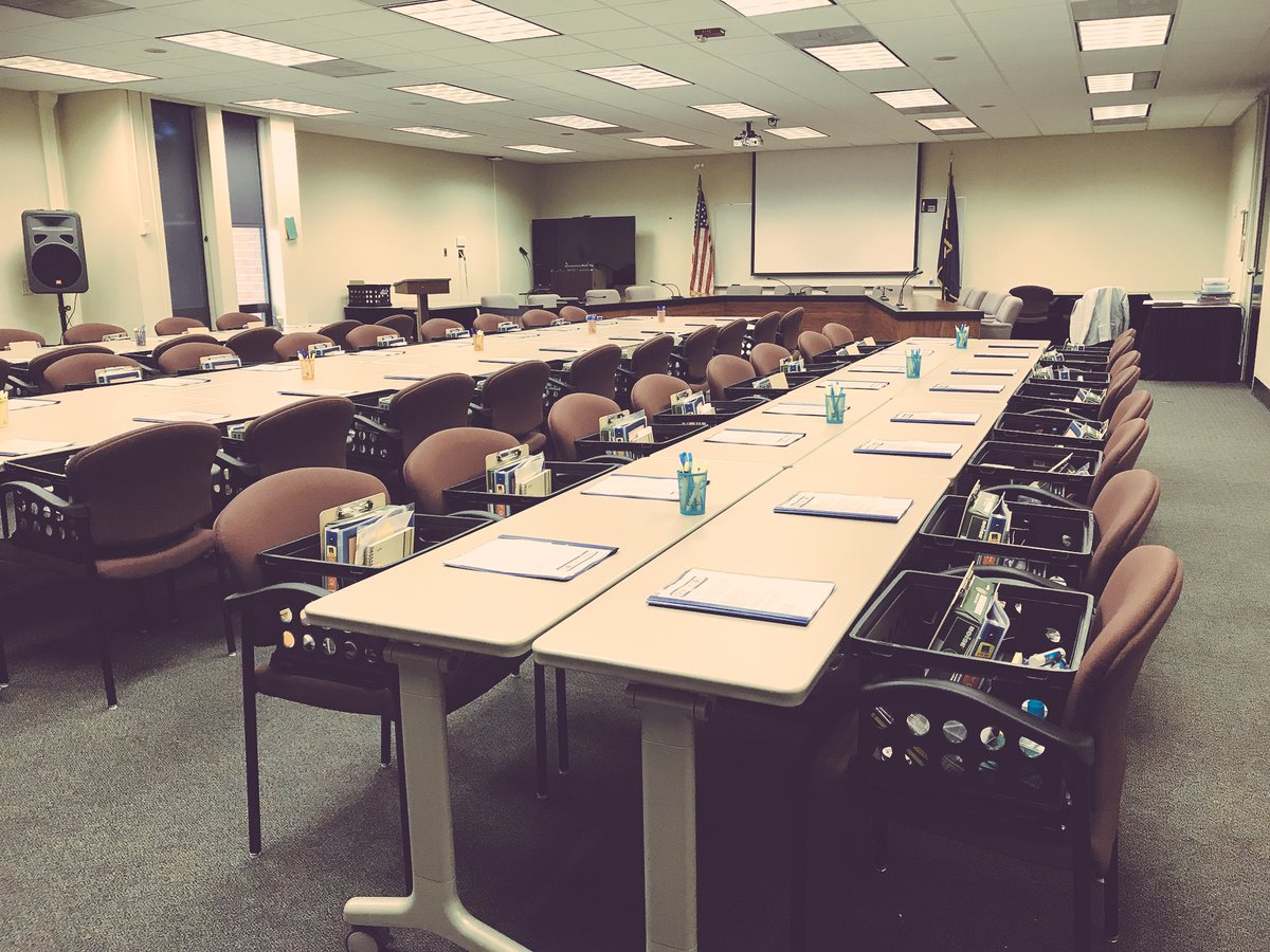 MattFerguson_SC's tweet image. DCSD Induction Teachers were greeted with school supplies to help stock their classrooms. #teachDCSD @DCSD_SC