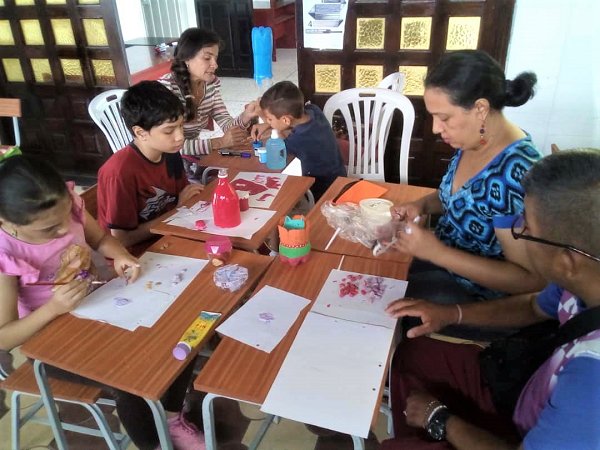 Conapdis's tweet photo. Seapdisf Monagas brinda atención a personas con discapacidad y familiares https://t.co/vk7uofAR13 #JusticiaYVerdad  @sramirez_fp @yelitzePSUV_ @MonagasMjgh @MSVMONAGAS1 https://t.co/wRz0MG7lYI