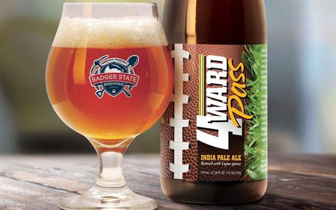 Taylor Laabs 🍺 (@taylorlaabs) on Twitter photo With the <a href="/packers/">Green Bay Packers</a> celebrating their 100th season this year, I wrote about how the local Green Bay craft beer scene has grown up with them over the past few years. My latest for <a href="/PorchDrinkingCO/">PorchDrinking.com</a> porchdrinking.com/articles/2018/… With the <a href="/packers/">Green Bay Packers</a> celebrating their 100th season this year, I wrote about how the local Green Bay craft beer scene has grown up with them over the past few years. My latest for <a href="/PorchDrinkingCO/">PorchDrinking.com</a> porchdrinking.com/articles/2018/…