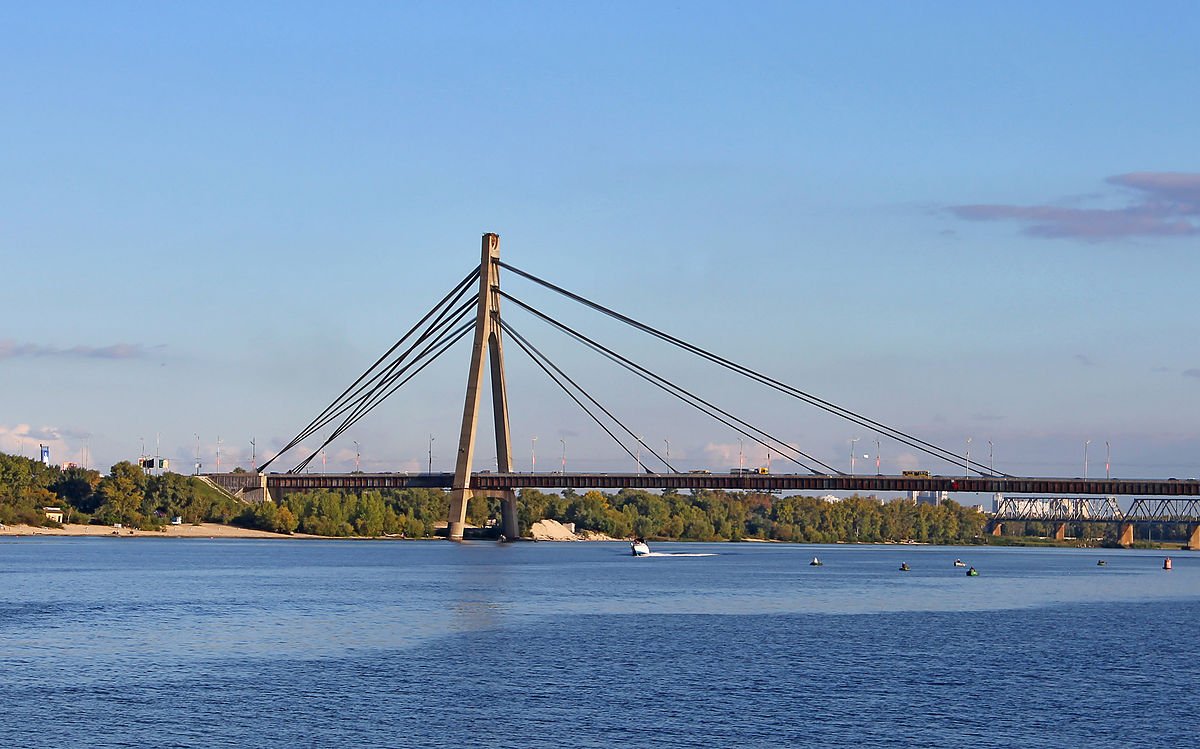 magic_kristina's tweet photo. Главный пролёт Московского моста, на заднем плане - Петровский железнодорожный мост https://t.co/tkyCsTpXSf