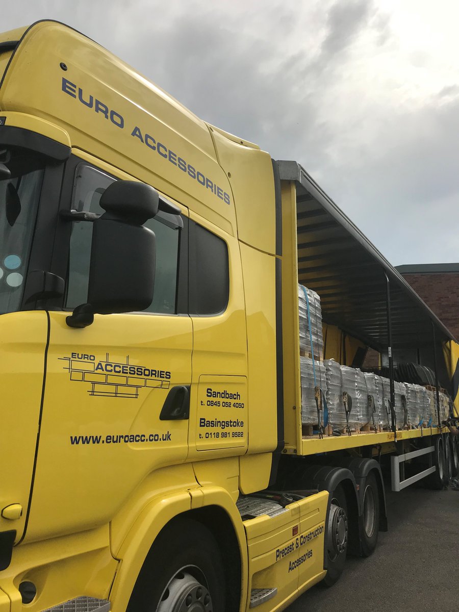 euroacc's tweet image. Another full trailer of 50kn Concave concrete bar to our Basingstoke depot!
#concretebar #meshsupport #reinforcedconcrete #concavebar #50kn